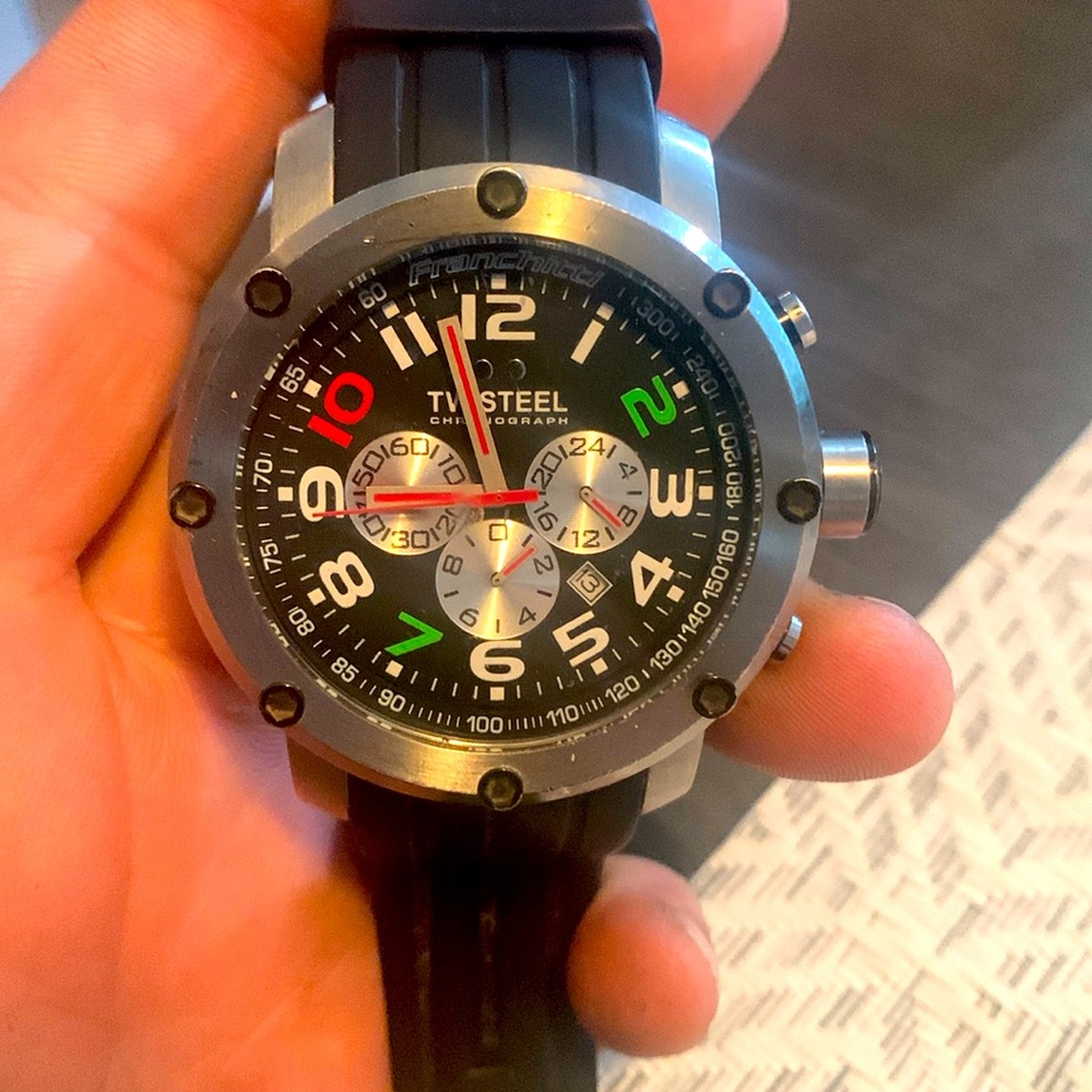 T W Steel limited edition Dari Frachitti 48 mm limited edition.